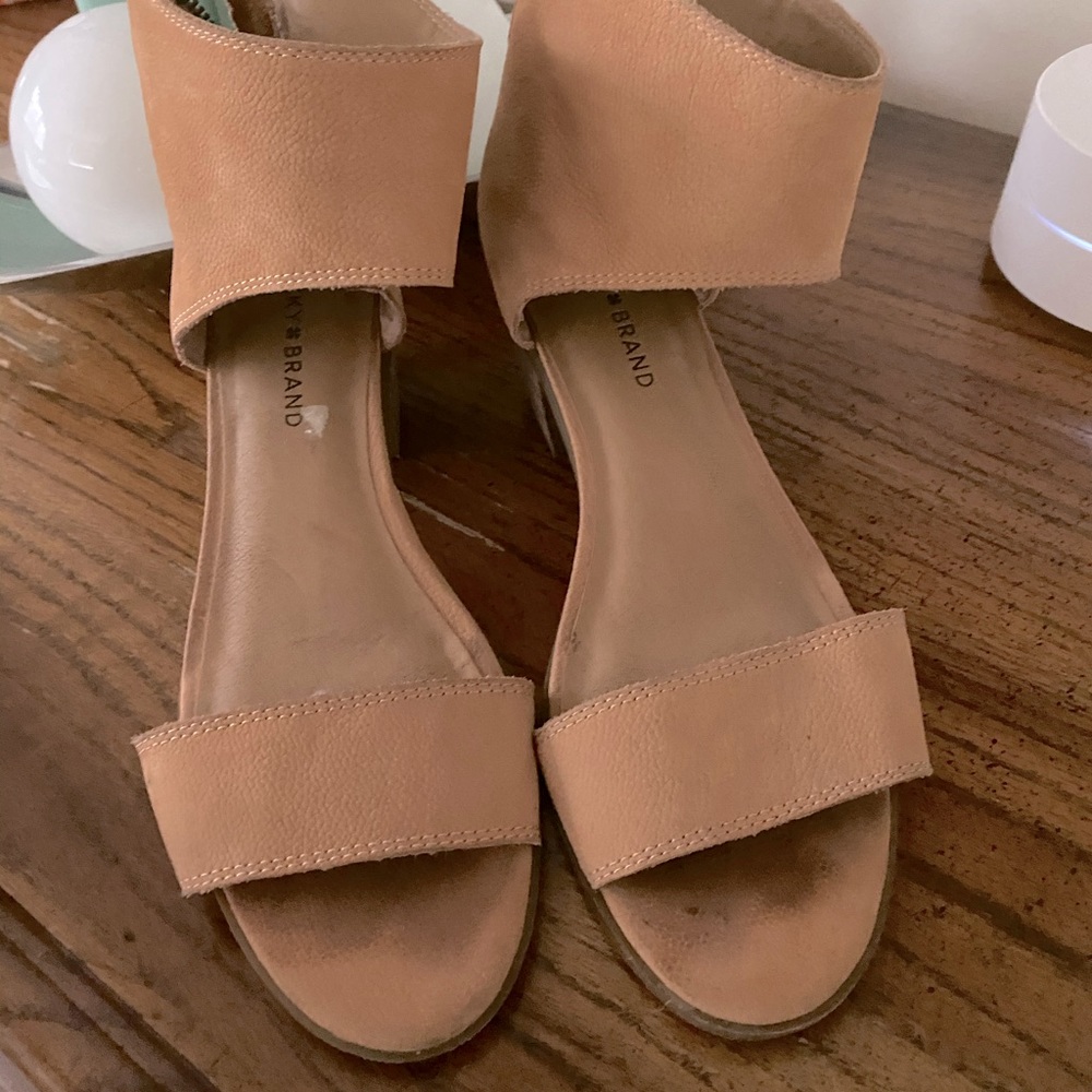 Staple heel